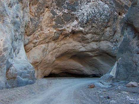 Titus Canyon Hike